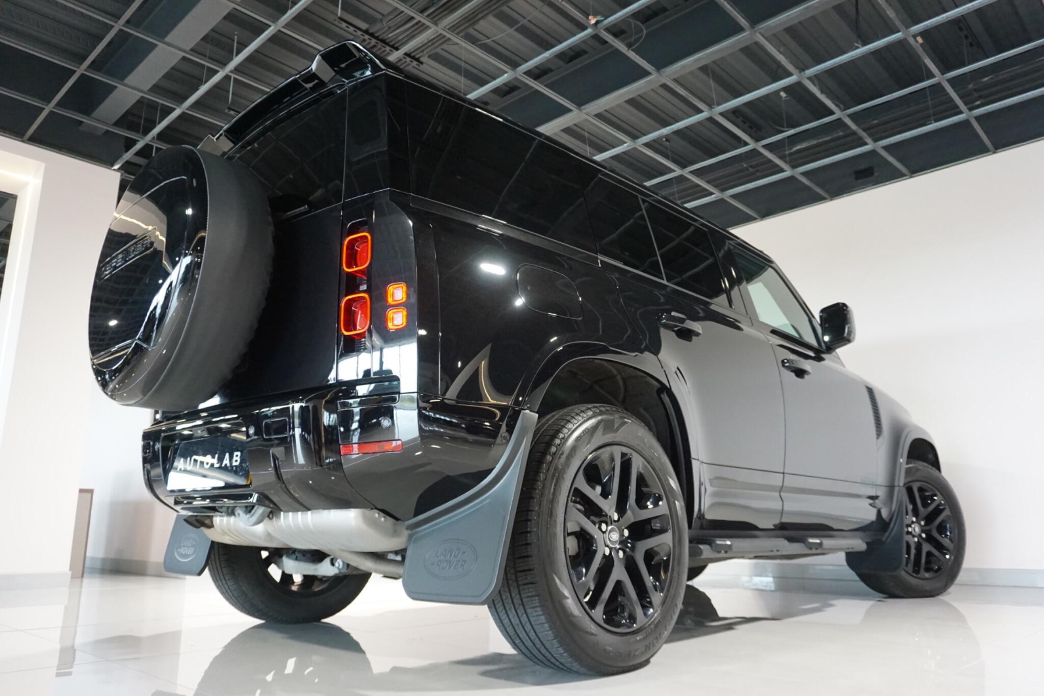 Land Rover Defender 110 3.0 D250 MHEV S Hard Top SUV 5dr Diesel Auto 4WD MWB Euro 6 (s/s) (250 ps)